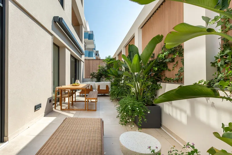 Reformed apartment with generous terrace in Son Armadams, Palma — photo 3