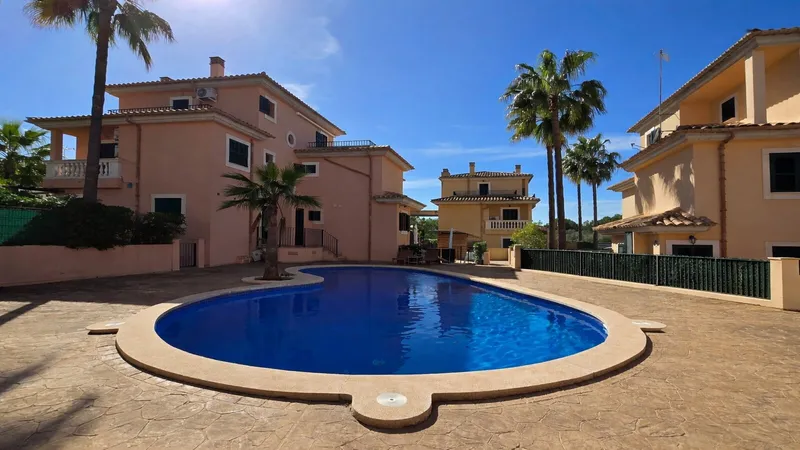 AL-JHRE058 – Semi-detached house with 3 bedrooms, central heating system and a terrace just 500 meters from Can Picafort beach. — photo 11