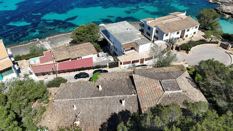 Villa to Renovate with Sea Views — photo 4
