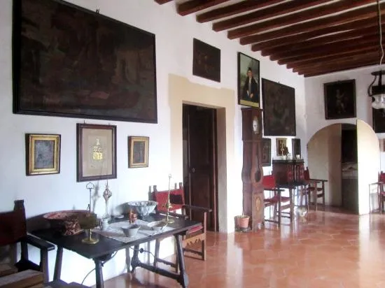Opportunity Old House with Mallorcan character in Palma — photo 3