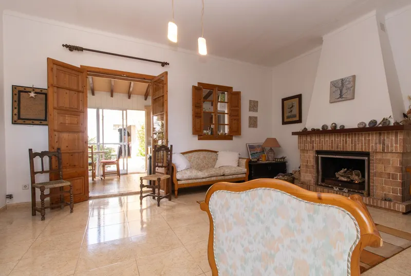 House with sea views, great potential and charming location in Sa Rapita — photo 7