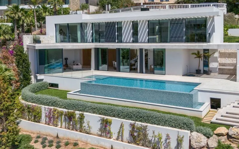 Fantastic villa in Cala Llamp with sea views — photo 4