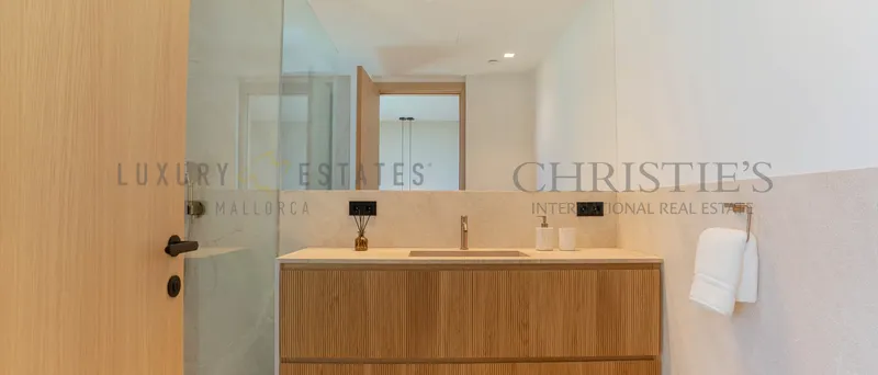 Modern newly built villa with sea views in Costa d'en Blanes — photo 8