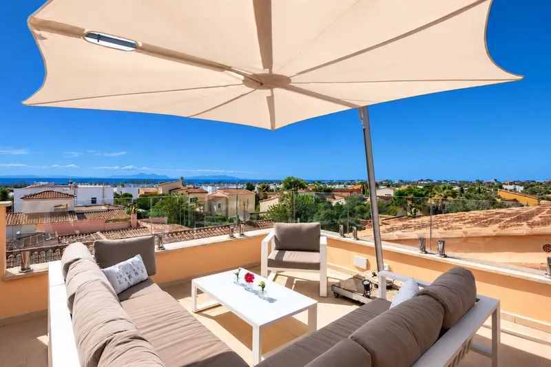 Elegant single-family house with private pool and panoramic terrace in Sa Ràpita — photo 1