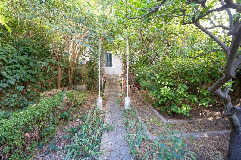 Charming Ground Floor Apartment with Private Garden in the Heart of Sóller — photo 4