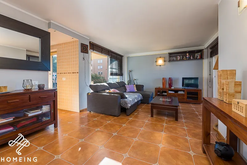 Bright apartment on 1st floor in Urb Maioris Decima — photo 3