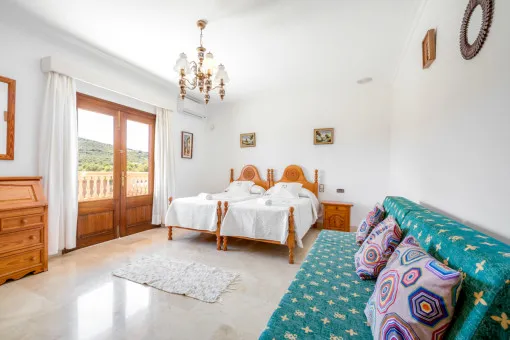 San Lorenzo, beautiful finca in a quiet residential area in the gentle hills near San Lorenzo — photo 7