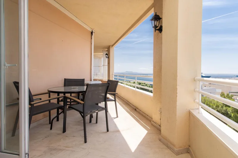 Penthouse with sea views and large terrace on the Paseo Marítimo in Palma — photo 4