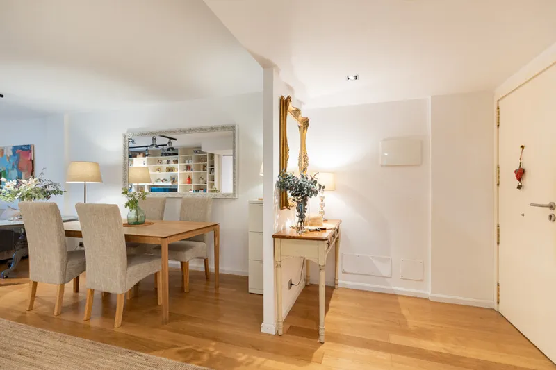 Charming Apartment with Private Terrace and Garage in Sought-After Bonanova — photo 9
