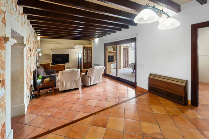 Charming townhouse with swimming pool in Porreres — photo 8