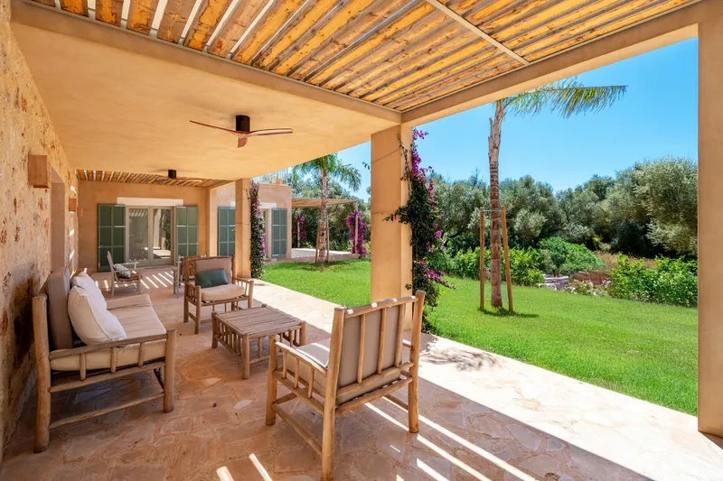 Elegant new-build country finca with large guest house near Es Trenc — photo 5