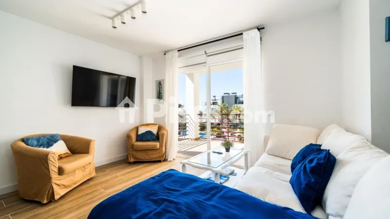 Apartment on Carrer de Saridakis — photo 3