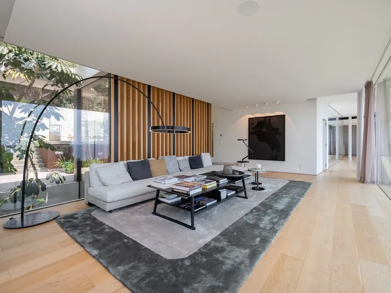 Brightful villa with pool and sea views — photo 7