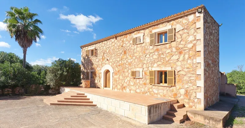 Natural stone finca with large pool, panoramic views and lots of privacy between Campos and Felanitx — photo 1
