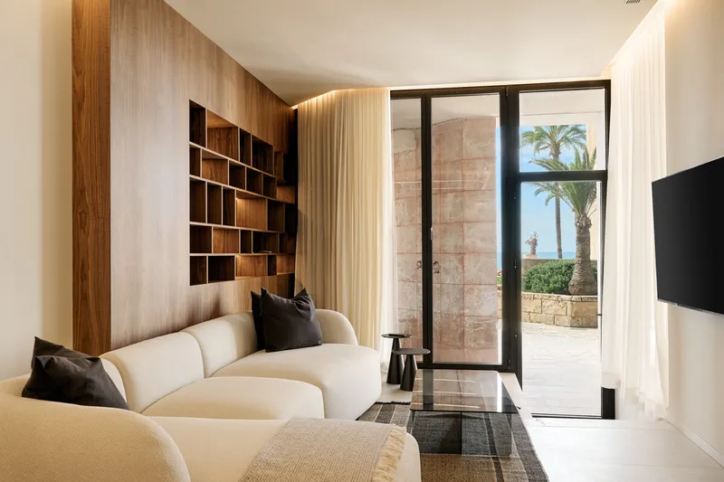 Long term rental: Apartment directly on the beach in Portixol - Marcel Remus Real Estate — photo 3