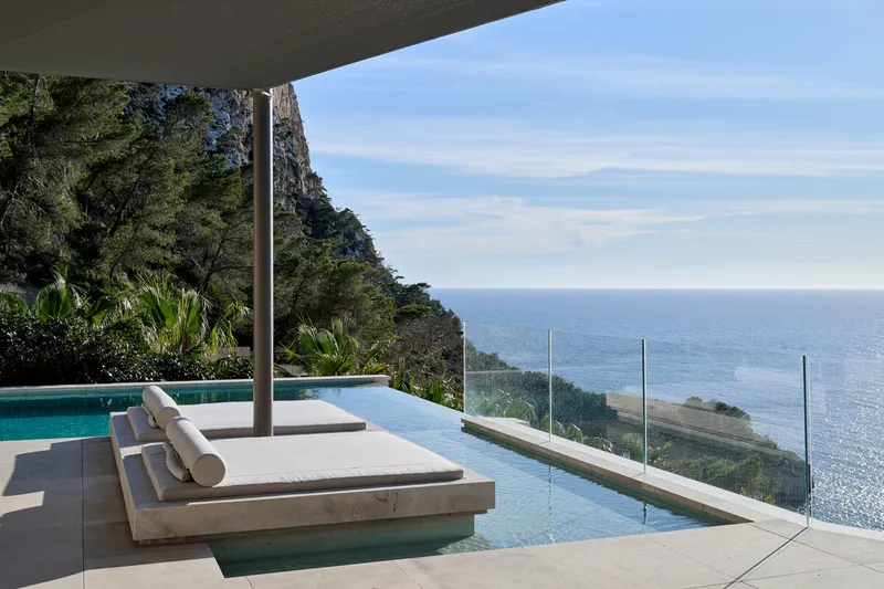 Outstanding Newly Built Villa Above the Harbor of Puerto de Andratx with Incomparable Sea Views — photo 3