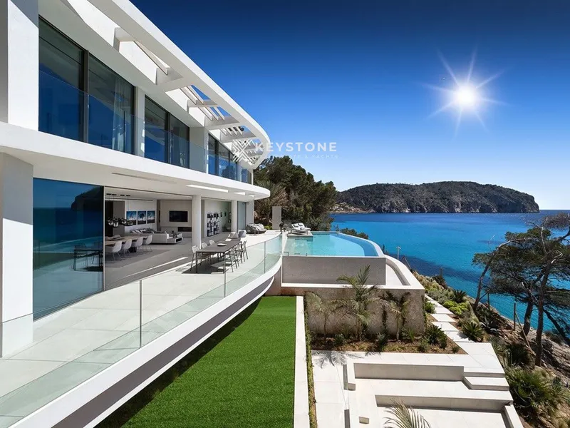 Villa — photo 3