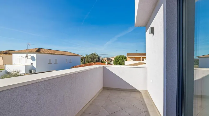 Real estate picture 0 Ref. No. 83463 — photo 9