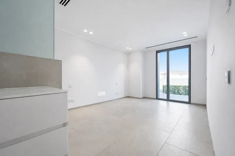 Modern apartment with panoramic sea views on the first line at Paseo Marítimo, Palma — photo 10