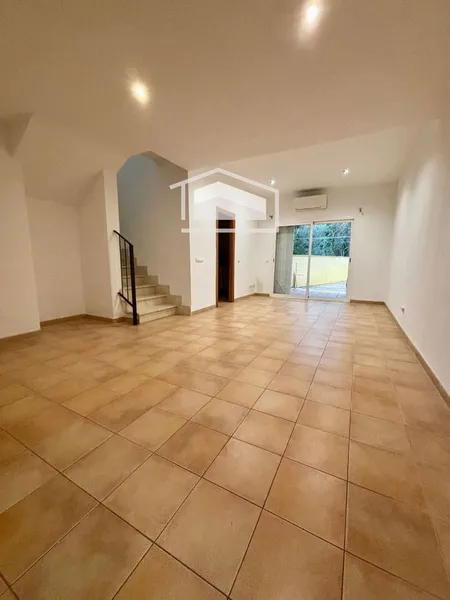 Terraced house in Ses Salines: space, comfort and privileged location — photo 1