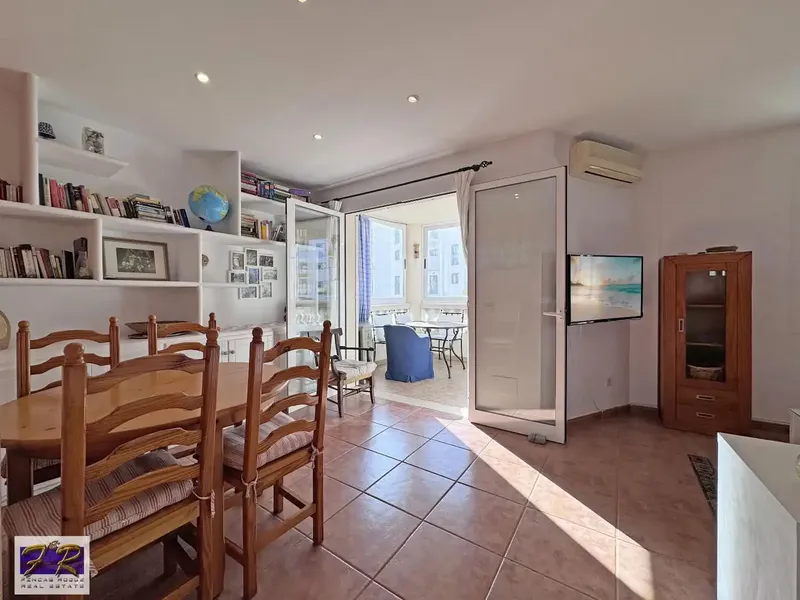 Fantastic Opportunity in Puerto de Alcudia: Exclusive Apartment Steps from the Beach — photo 2