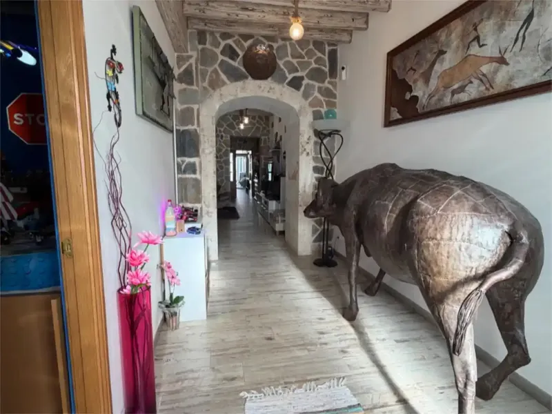 Se vende en muro, casa de unos 200m2. — photo 1
