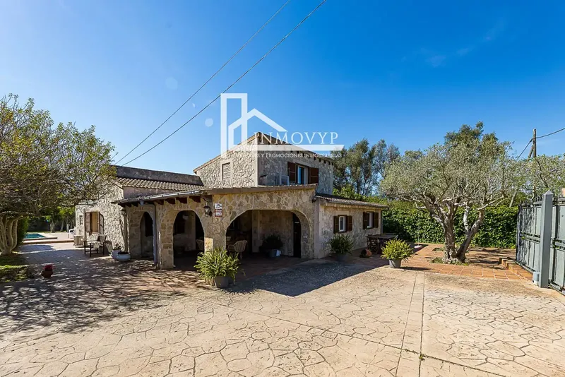 Beautiful rustic finca for sale in Inca, ideal for those seeking peace and space in a well-kept and charming setting. — photo 2