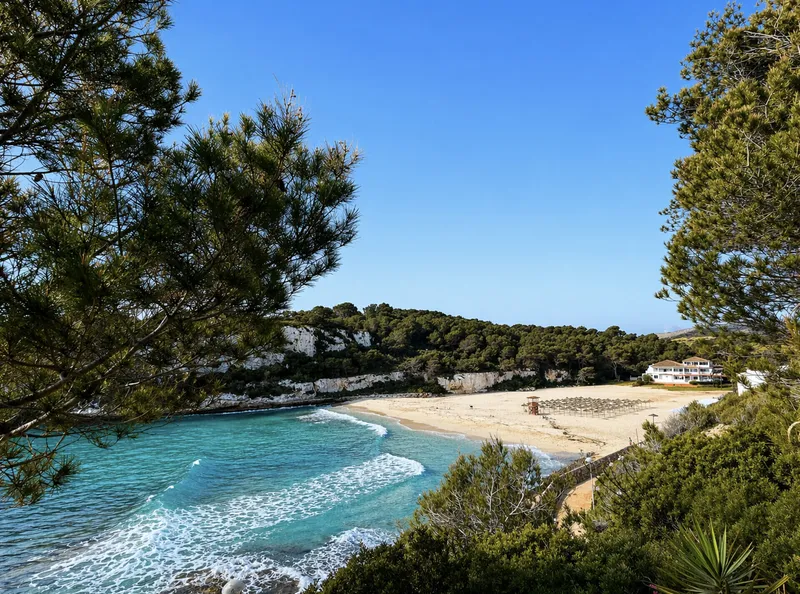 Featured: Chalet with impressive sea views in Cala Romántica — photo 9