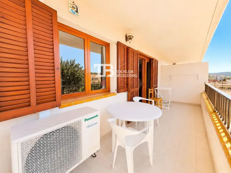 Apartment for sale in Calvià, Balearic Islands, Peguera area, with 120.00 m² built and 108.00 m² usable. It is a spacious and well-distributed home — photo 7