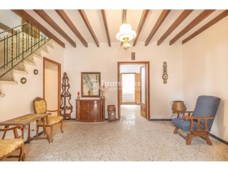 Charming house with large garden for sale in the municipality of Caimari — photo 7