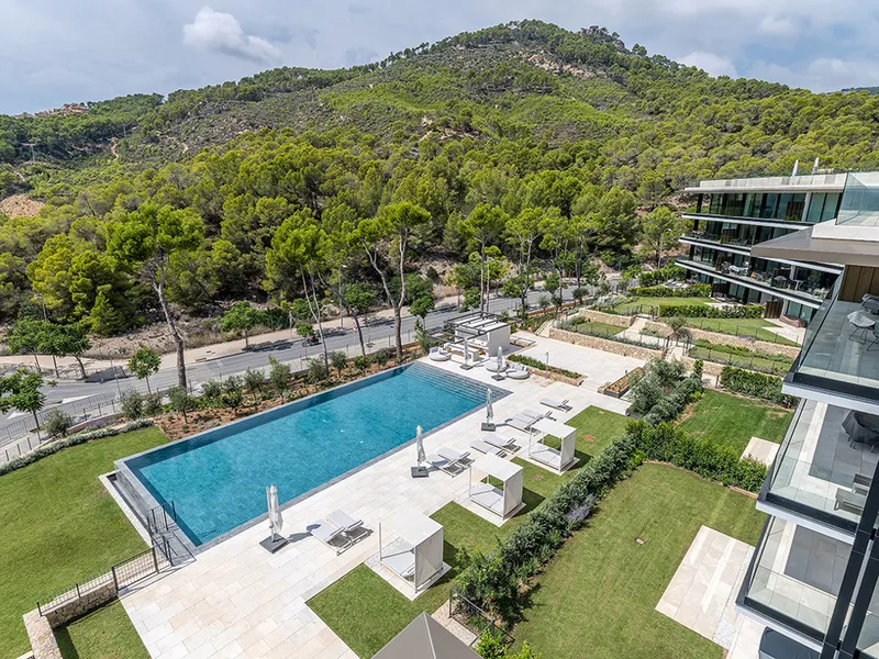 New build penthouse with sea view in Peguera — photo 3