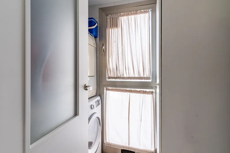 Beautiful and Bright Apartment Ready to Move In — photo 4