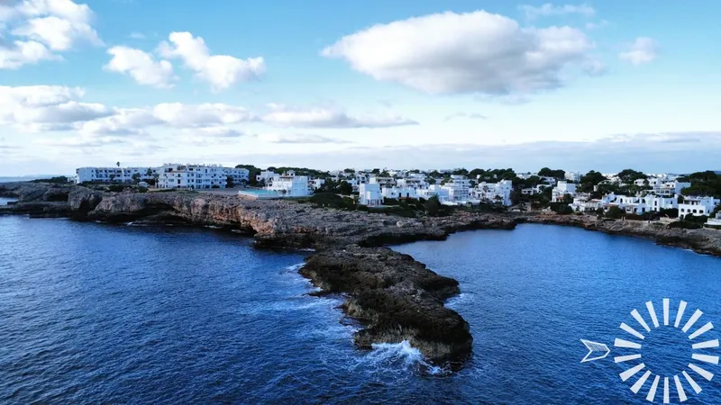 Seafront Plot for Sale in Cala d'Or, Mallorca — photo 4