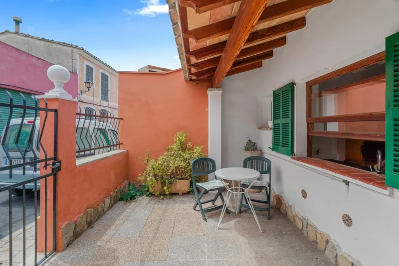 Village house with terrace and sunny patio — photo 1