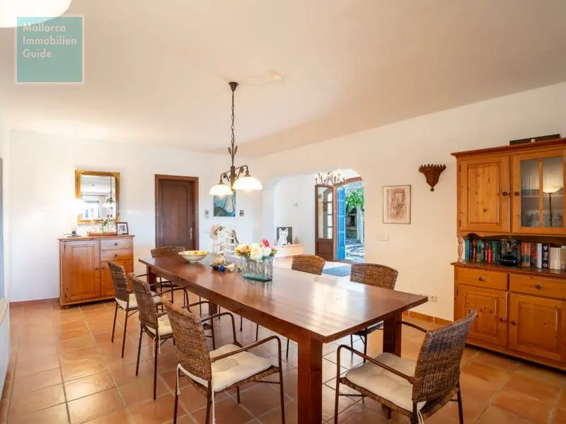 Son Carrió Finca with distant sea views and a small casita — photo 12