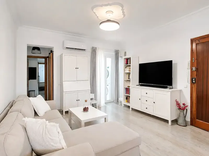 Bright 63 m² flat in El Vivero, Palma, on the second floor and ready to move into. — photo 2