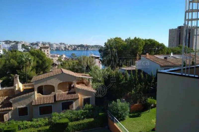 Terraced house with sea views — photo 1