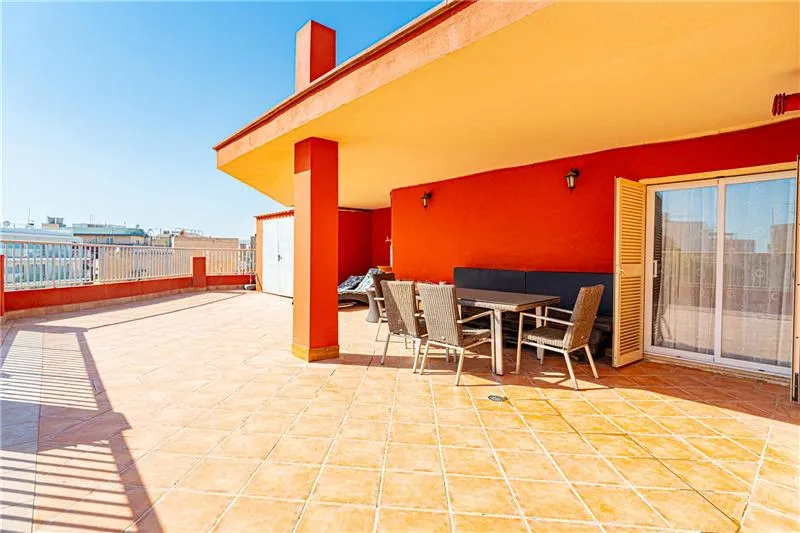Penthouse with a 106 m² terrace just 50 metres from the beach — photo 2