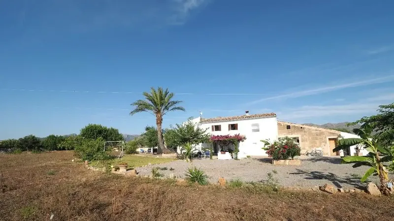 Finca in Puerto Pollença of 241 m2 with vacation rental license, updated in 2016, located on a plot of 14,614 m2, with license — photo 5
