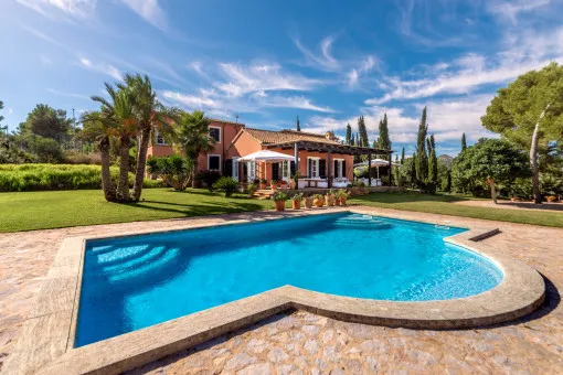 Arta, luxurious property with panoramic views, total privacy and tennis court in the hills of Artá — photo 2