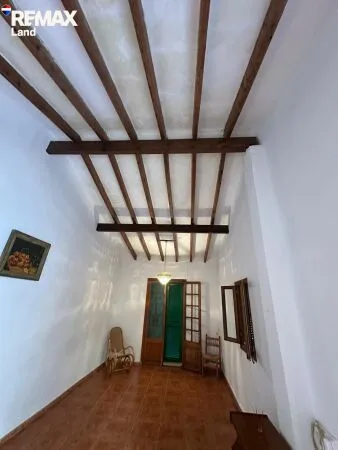 Single family house - Petra, Built Surface 301m², 2 Bedrooms, 2 Bathrooms, 20 Distance to the sea. — photo 7
