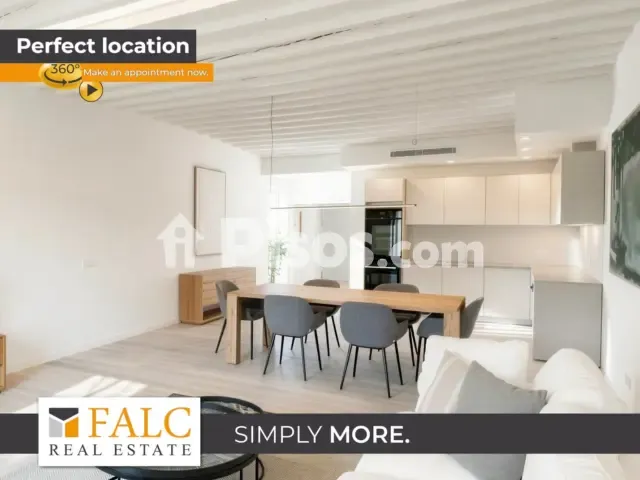 Apartment in El Mercat — photo 1
