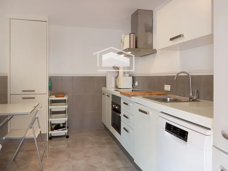 Exclusive apartment with terrace and sea views + parking in Cala Galiota — photo 2