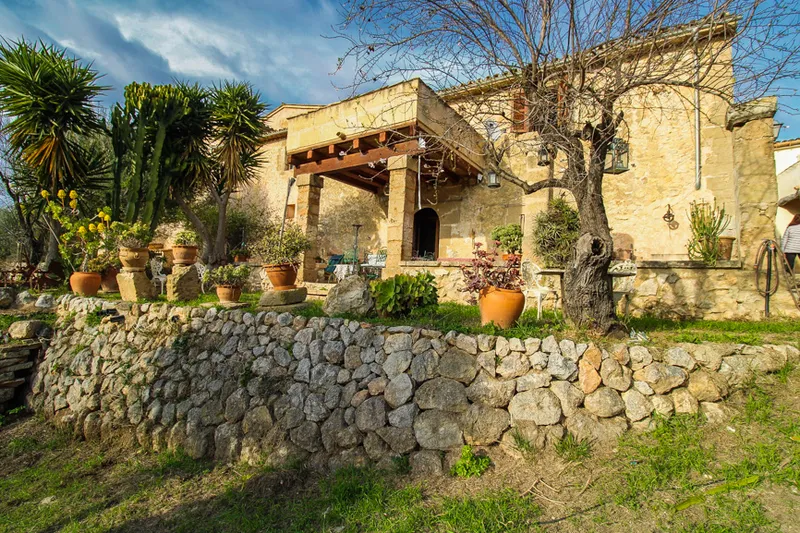 Ref. 2421C – Andratx – Rustic finca in traditional style in quiet location — photo 4