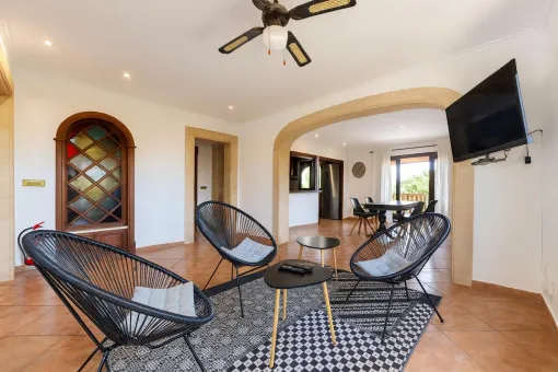 Sa Pobla, comfortable, spacious villa with pool in a quiet location with sweeping views in Crestatx — photo 9