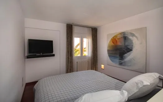Apartment in Bonanova — photo 11