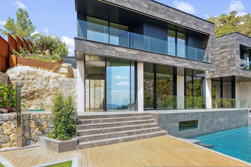 Magnificent designer chalet in Son Vida — photo 1