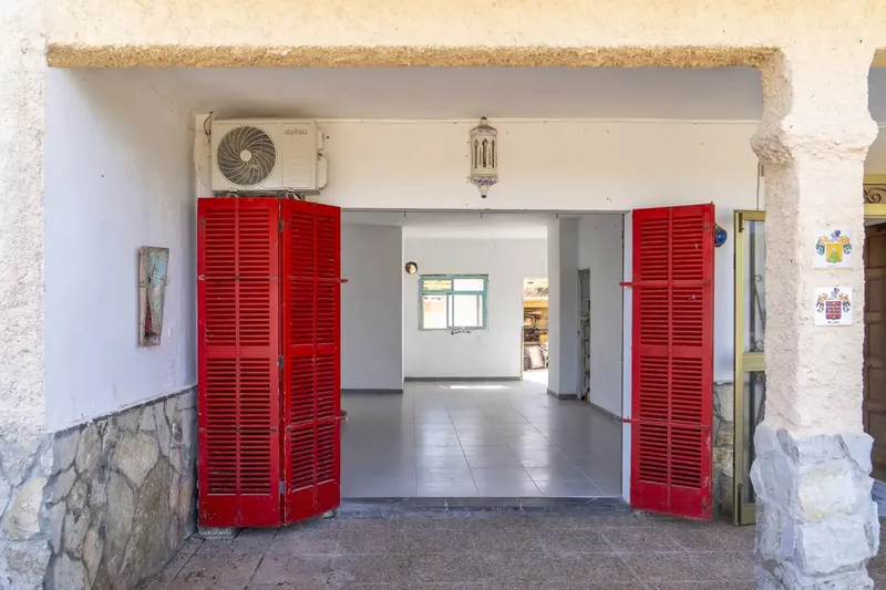 Fantastic investment opportunity in one of Mallorca's most attractive coastal areas, located just 450 meters from the spectacular — photo 6