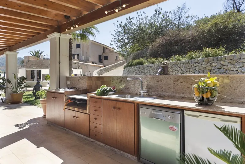 Mallorca Next Properties - Luxury rustic finca in Mallorca with agricultural land, holiday license and high profitability potential — photo 6