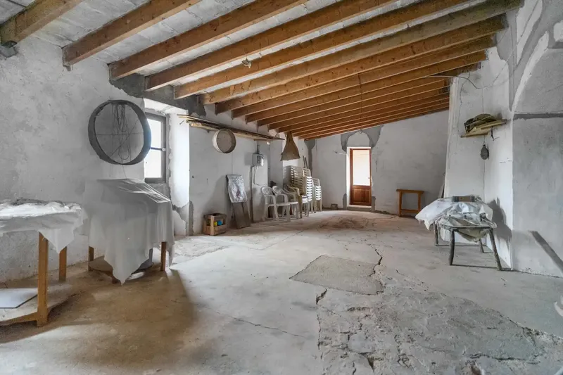 Fireplace, garden, storage room, balcony — photo 6